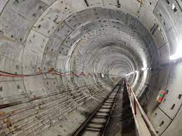 Mumbai : वादळ, वार्‍यातही मेट्रोची कामे सुरूच
